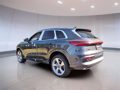 New 2025 Audi Q5 Premium Plus image 3