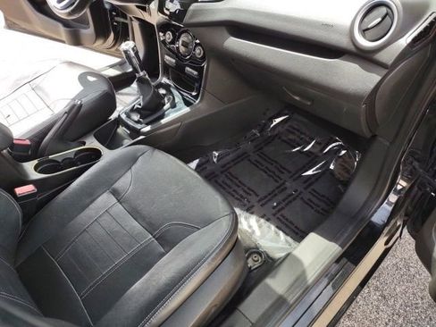 Used 2014 Ford Fiesta Titanium FWD image 26