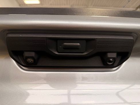 Used 2023 Chevrolet Silverado 1500 LTZ w/ LTZ Convenience Package II image 7