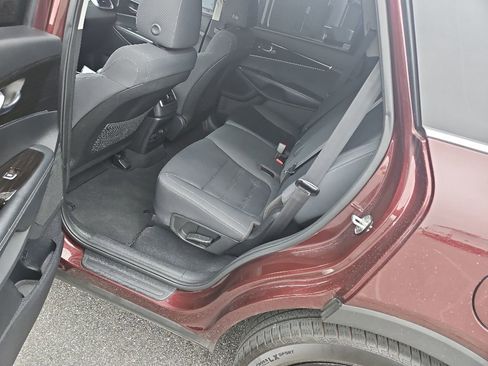 Used 2020 Kia Sorento S AWD/4WD image 13