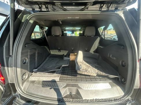 Used 2025 GMC Yukon XL Denali w/ Denali Reserve Package AWD/4WD image 20
