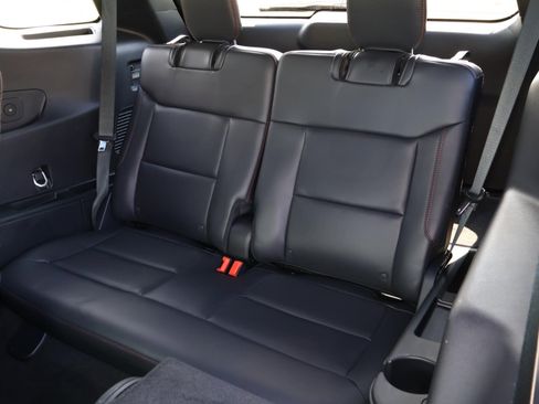 Used 2025 Ford Explorer ST-Line image 22