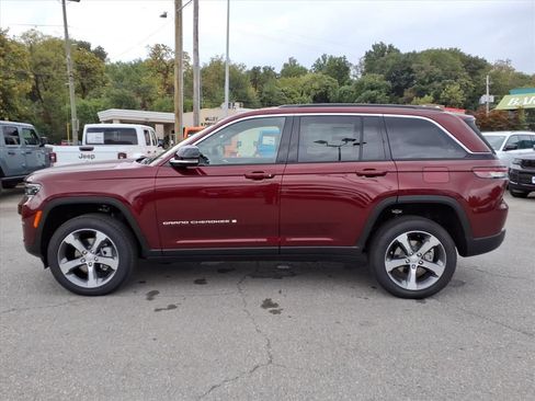 New 2025 Jeep Grand Cherokee Limited image 7