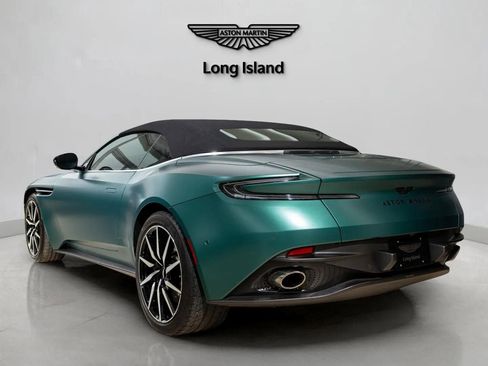 Used 2023 Aston Martin DB11 Volante image 5