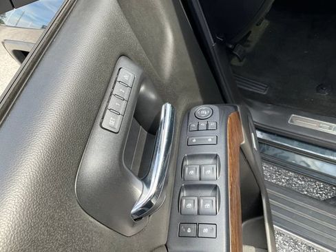 Used 2018 GMC Sierra 1500 Denali w/ Denali Ultimate Package AWD/4WD image 8