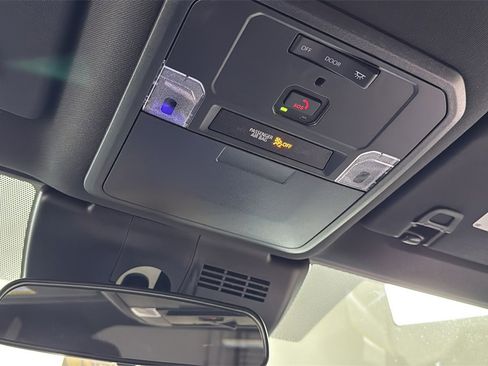 New 2025 Toyota Tacoma SR image 11