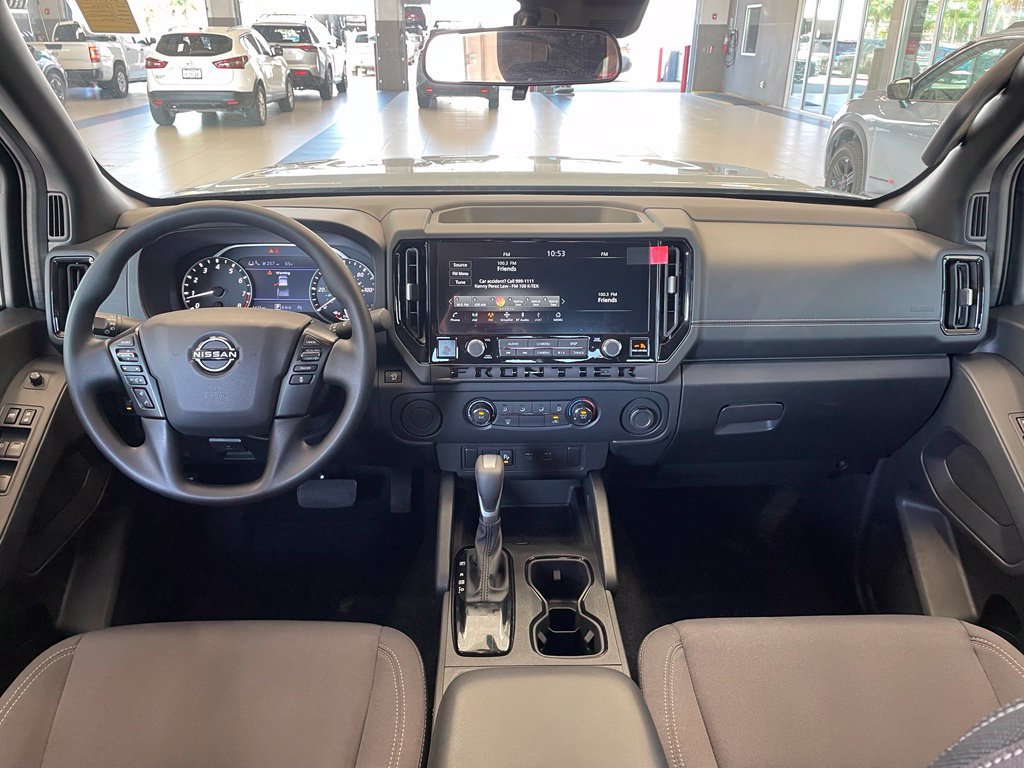 Used 2026 Nissan Frontier SV w/ Tow Package RWD image 11