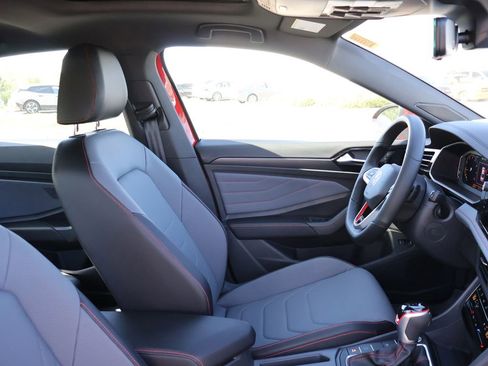 New 2026 Volkswagen Jetta GLI Autobahn FWD image 9