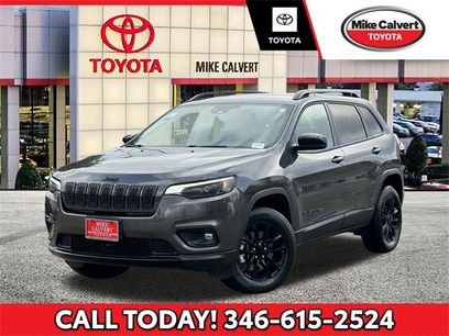 Used 2023 Jeep Cherokee Altitude Lux