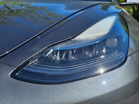 Used 2023 Tesla Model 3 Standard Range image 23