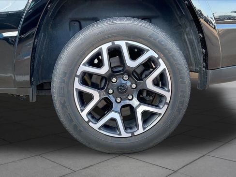 Used 2025 RAM 1500 Laramie w/ Trailer Tow Group AWD/4WD image 12