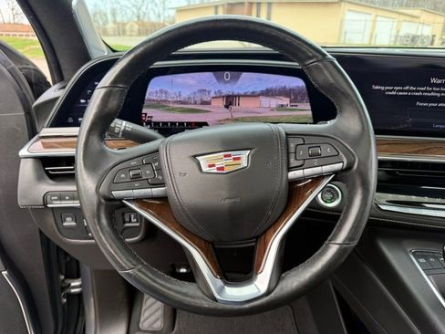 Used 2021 Cadillac Escalade Sport Platinum w/ LPO, ONYX Package AWD/4WD image 30