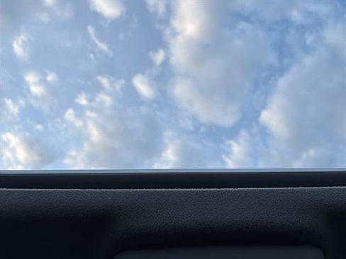 Used 2020 Toyota 4Runner Venture w/ Moonroof Package image 30