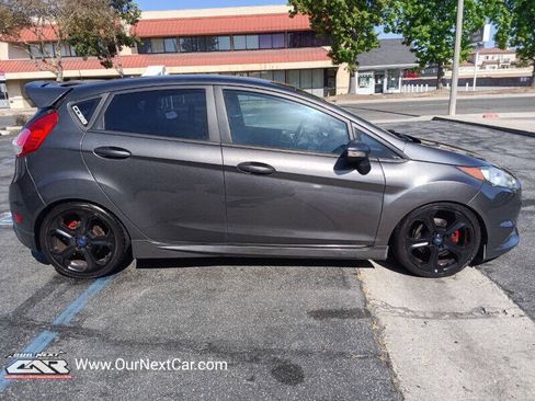 Used 2016 Ford Fiesta ST FWD image 4