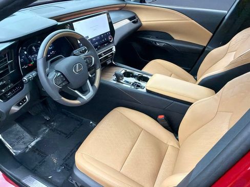 Used 2025 Lexus RX 350 w/ Convenience Package AWD/4WD image 11