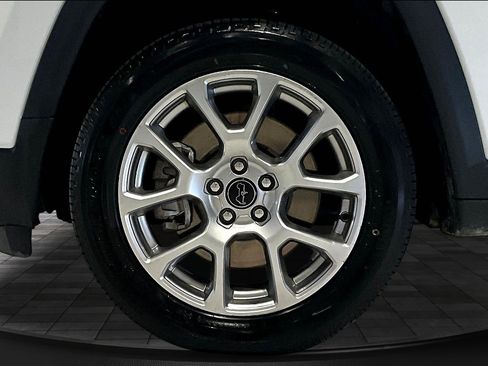 Used 2025 Jeep Compass Limited AWD/4WD image 34