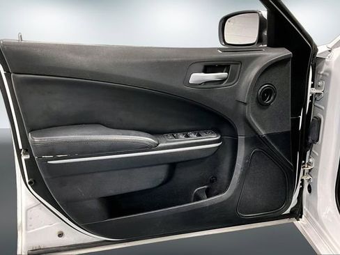 Used 2020 Dodge Charger Police image 16