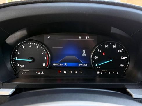 Used 2021 Ford Explorer XLT w/ Equipment Group 202A AWD/4WD image 7