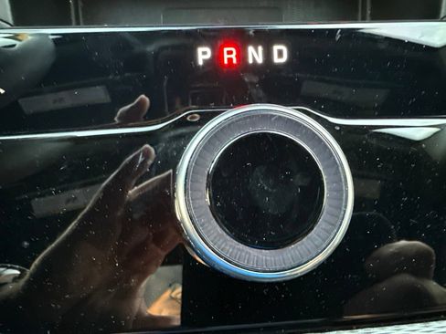 Used 2025 Jeep Grand Cherokee L Limited w/ Luxury Tech Group II RWD image 13