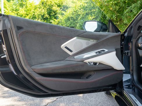 Used 2023 Chevrolet Corvette Stingray image 16