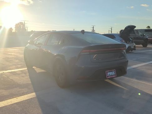 Certified 2024 Toyota Prius LE image 6