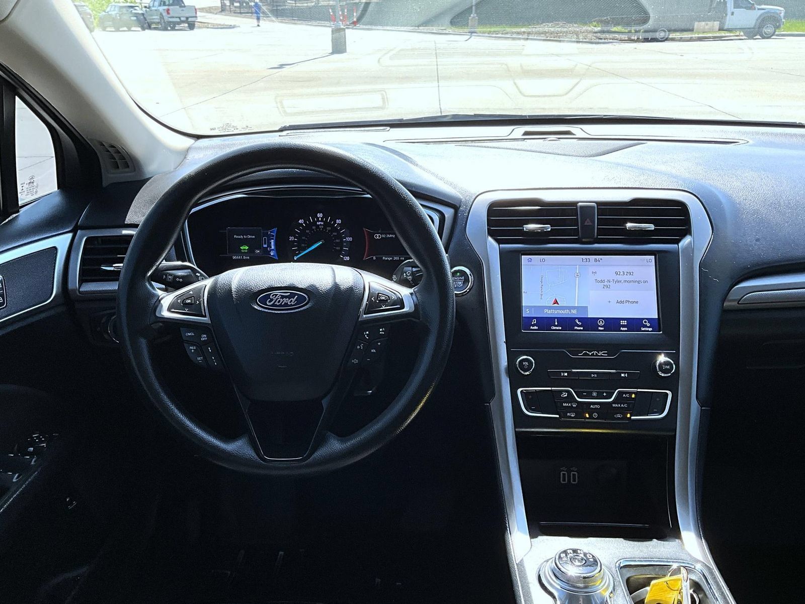 Used 2019 Ford Fusion SE FWD image 13
