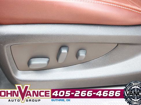 Used 2019 Chevrolet Tahoe Premier w/ Premier Plus Edition AWD/4WD image 27