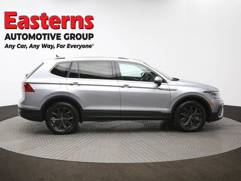 Used 2024 Volkswagen Tiguan Wolfsburg Edition image 43