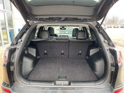 Used 2020 Jeep Cherokee Latitude Plus image 15