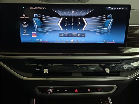 Used 2025 BMW X5 xDrive40i w/ Parking Assistance Package image 27