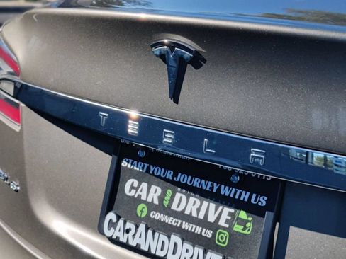 Used 2015 Tesla Model S 85D AWD/4WD image 14