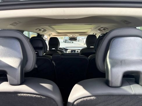 Certified 2024 Volvo XC90 T8 Core AWD/4WD image 36