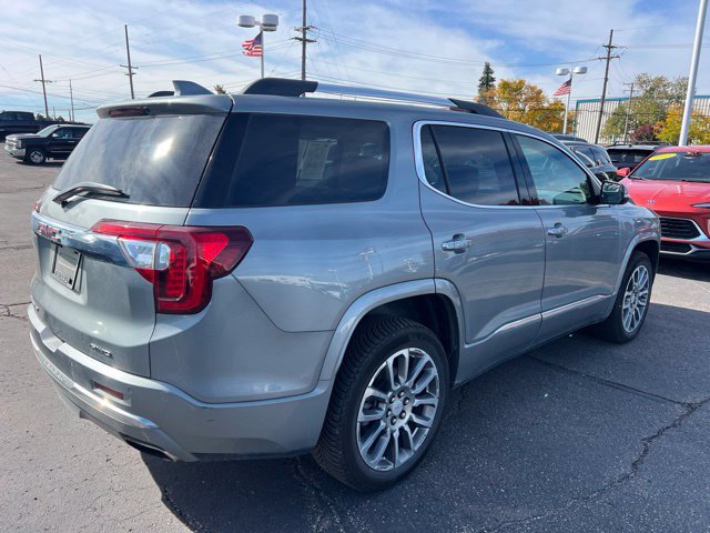 Used 2023 GMC Acadia Denali w/ Denali Ultimate Package AWD/4WD image 5
