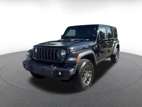 Used 2025 Jeep Wrangler Unlimited Sport AWD/4WD image 7