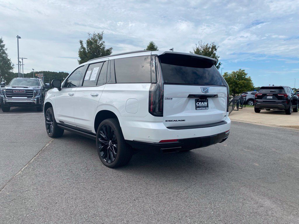 Used 2025 Cadillac Escalade Sport Platinum w/ LPO, ONYX Package AWD/4WD image 11