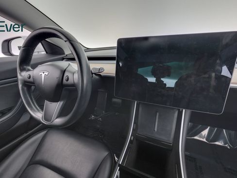 Used 2018 Tesla Model 3 Long Range RWD image 25