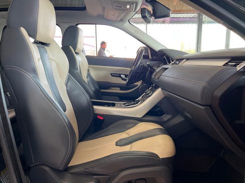 Used 2015 Land Rover Range Rover Evoque Dynamic image 13