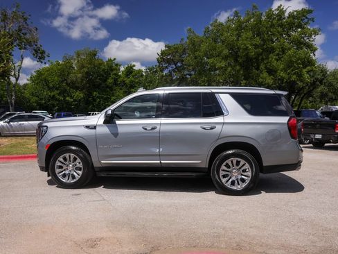 Used 2024 GMC Yukon Denali AWD/4WD image 5