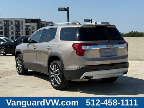 Used 2023 GMC Acadia SLE w/ Driver Convenience Package FWD image 7