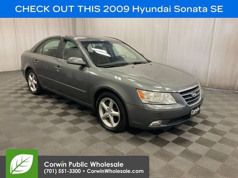 Used 2009 Hyundai Sonata SE FWD image 1
