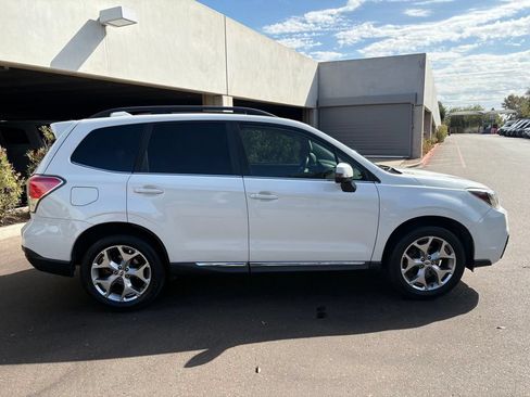 Used 2018 Subaru Forester 2.5i Touring w/ Popular Package #2 AWD/4WD image 4
