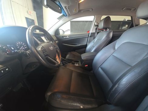 Used 2018 Hyundai Tucson Limited w/ Cargo Package FWD image 5