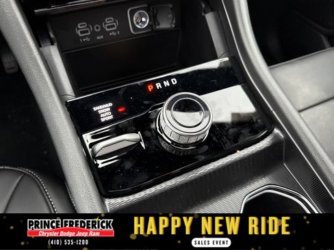 New 2025 Jeep Grand Cherokee L Limited w/ Black Appearance Package image 21