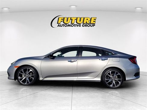 Used 2020 Honda Civic Touring image 6