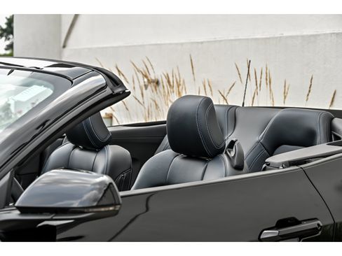 Used 2025 Ford Mustang GT Premium RWD image 10