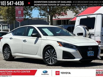 Used 2025 Nissan Altima 2.5 SV