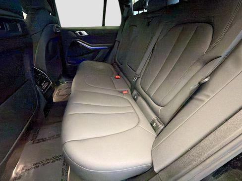 Used 2020 BMW X5 sDrive40i w/ Convenience Package image 13