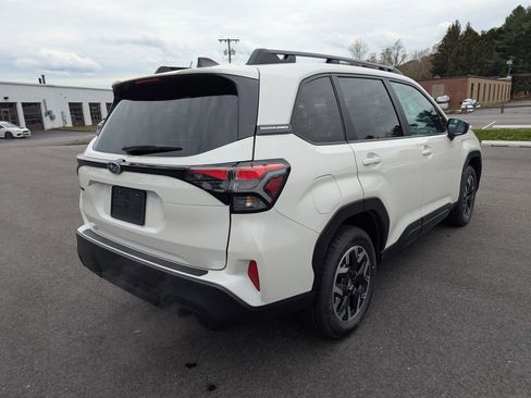 New 2026 Subaru Forester Premium image 4