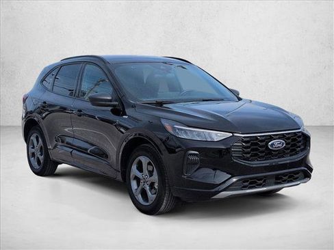 Certified 2023 Ford Escape ST-Line w/ Tech Pack #1 image 3
