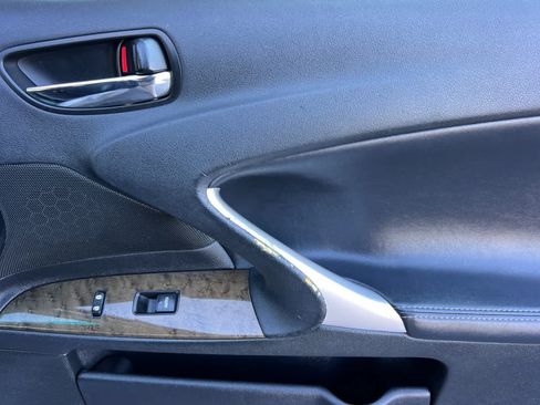 Used 2012 Lexus IS 250 w/ Premium Pkg Value Edition RWD image 18